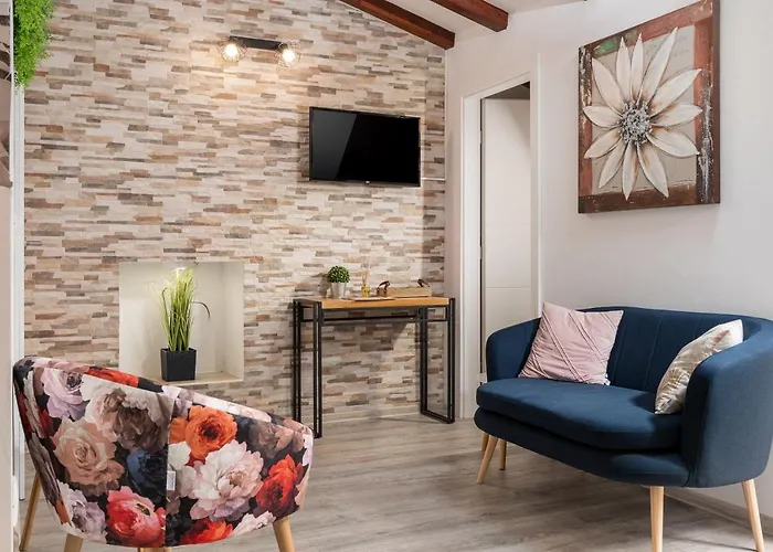 Relax In 2 Bedroom App In Old Town W/Ac And Wifi